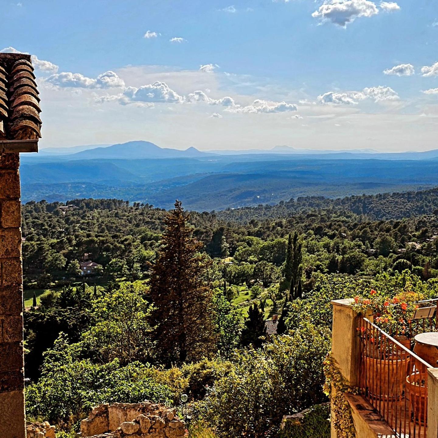 Au Coeur Du Village Provencal トゥルトゥール エクステリア 写真