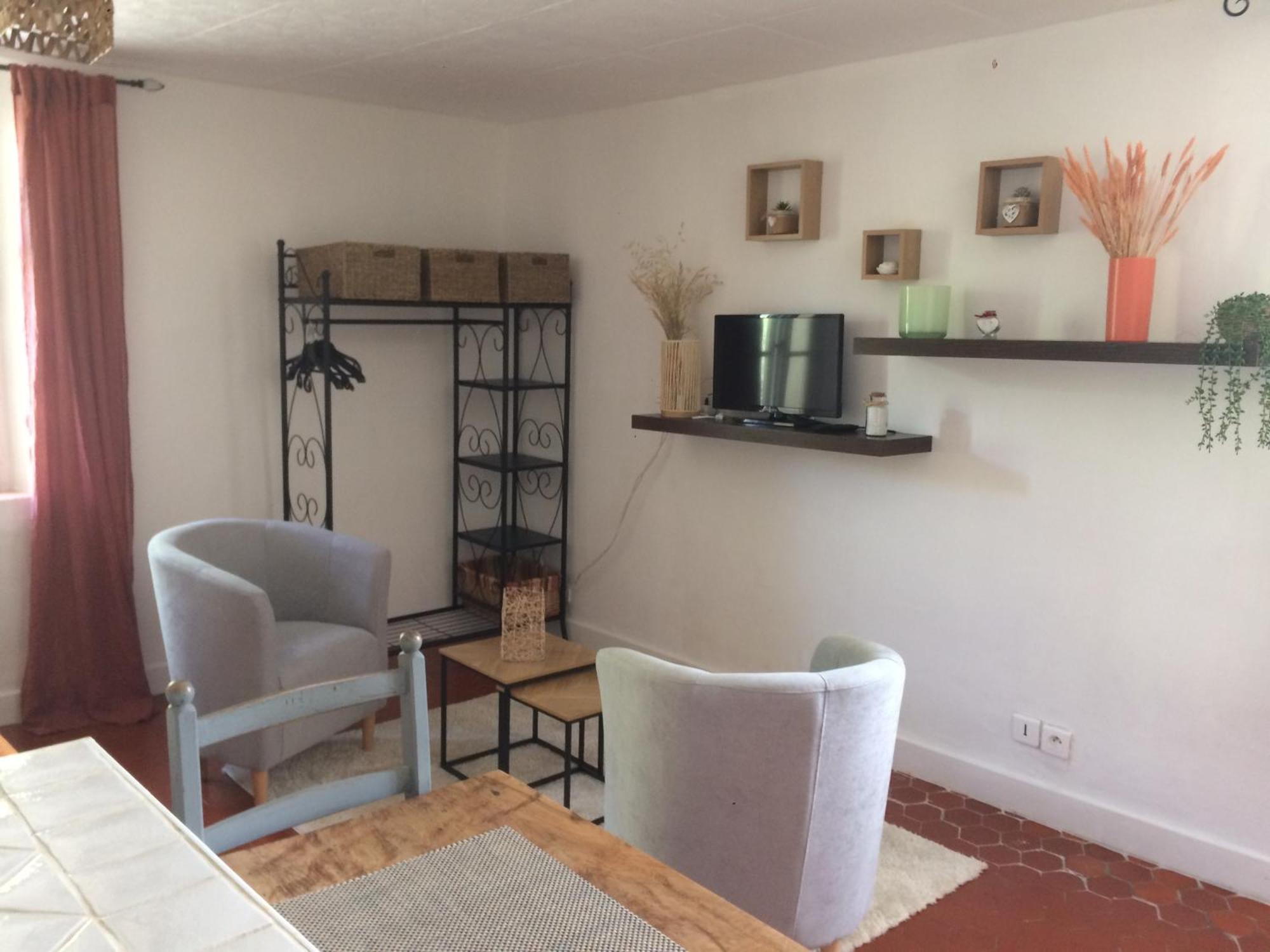 Au Coeur Du Village Provencal トゥルトゥール エクステリア 写真